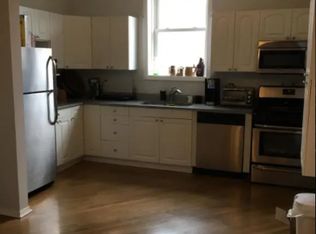 1304 N Campbell Ave #2R, Chicago, IL 60622