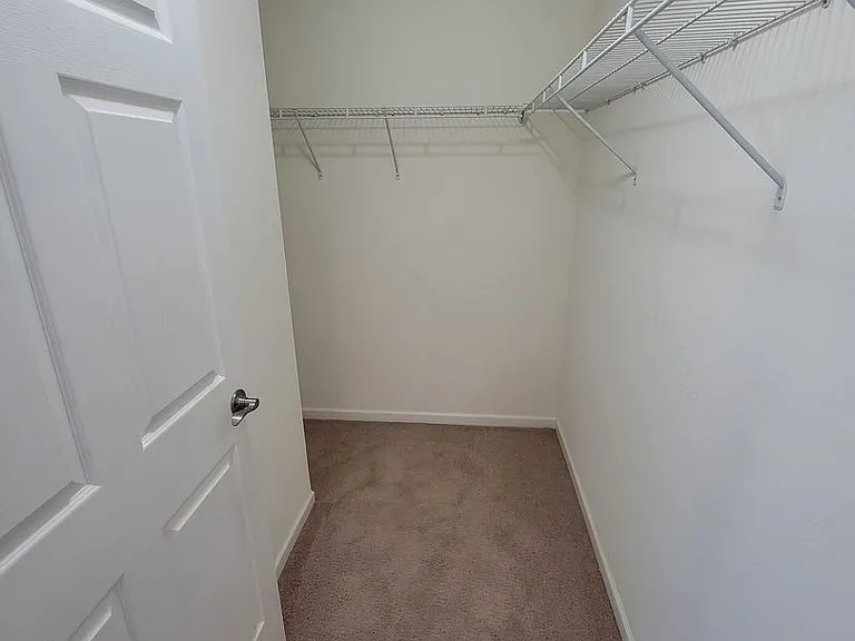 Frostwood Apartments — Photo 10