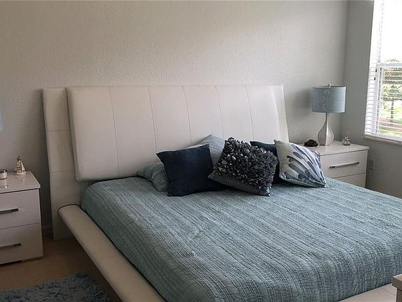 5th image of 6453 Alcalde Ct Unit 108
