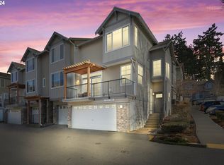 722 NW 118th Ave APT 104, Portland, OR 97229