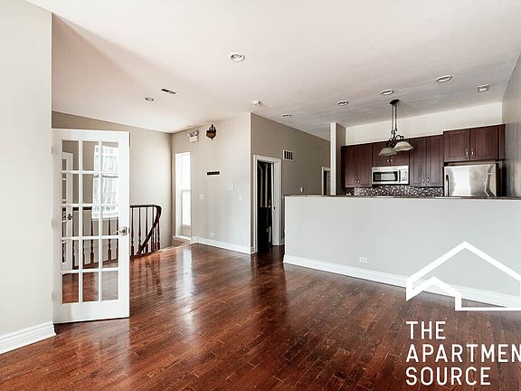 2nd image of 2308 N Lincoln Ave #3