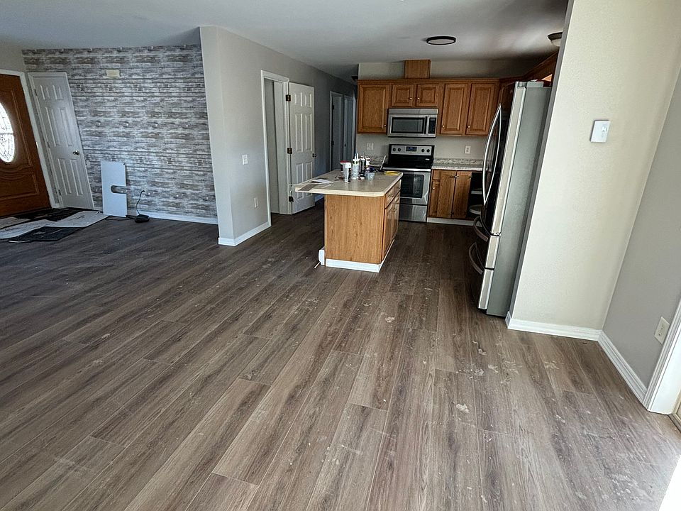 Dinning area/ kitchen