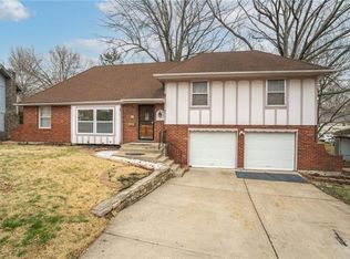 8317 Harvard Ter, Raytown, MO 64138