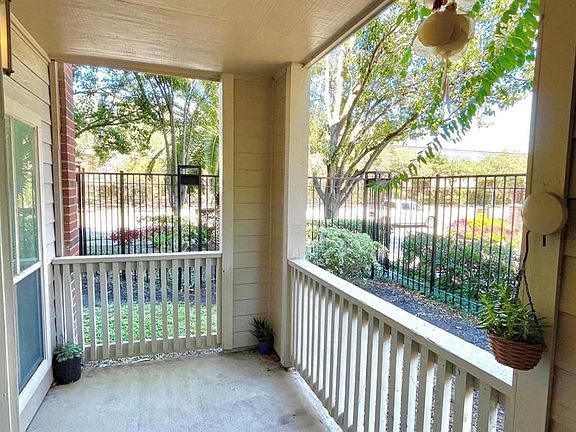 3rd image of 1330 Old Spanish Trl APT 1111