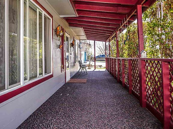 3rd image of 462 Ananessa Dr