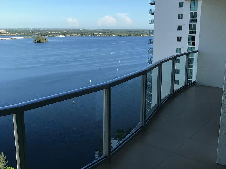 3000 Oasis Grand Blvd #2802 — Photo 15