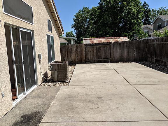 4th image of 9196 Cerrolinda Cir