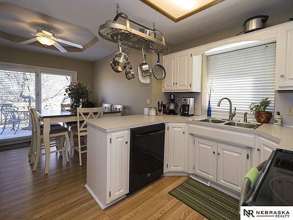5th image of 2829 N 120th Ave