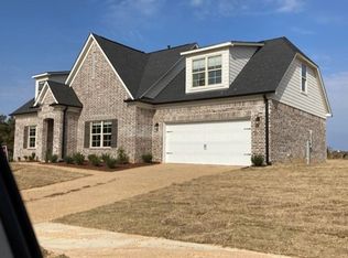 7829 Shadow Crest Rd, Memphis, TN 38125