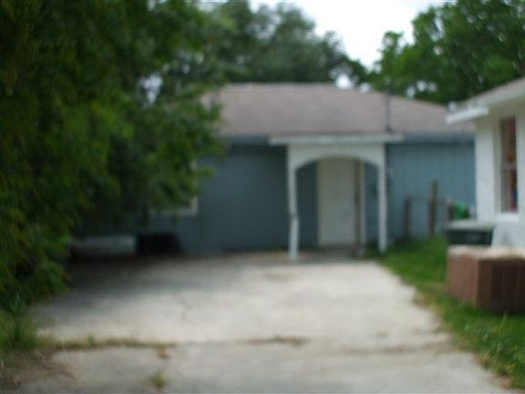 2nd image of 3915 Rachel Ave