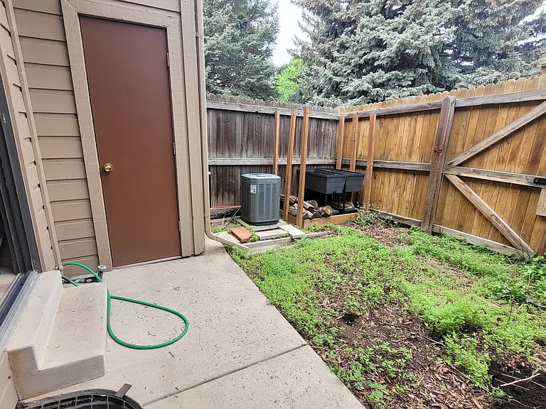 412 Wright St #104 — Photo 30