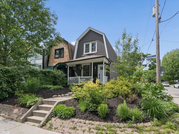 16 Cassels Ave, Toronto, ON M4E 1X8