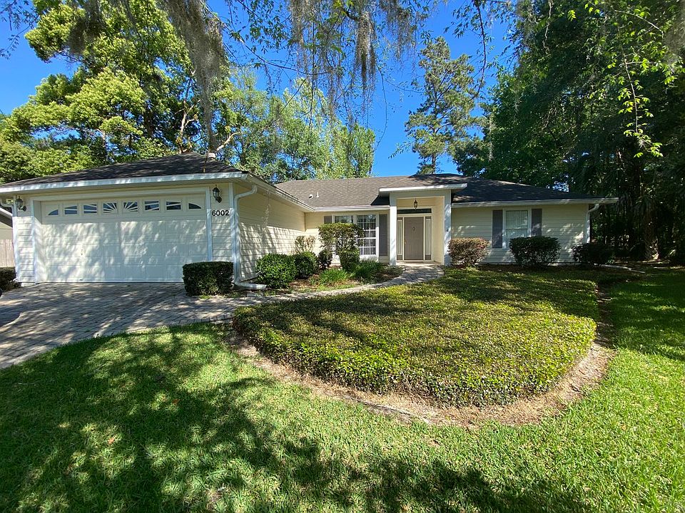 1st image of 6002 NW 106th Pl