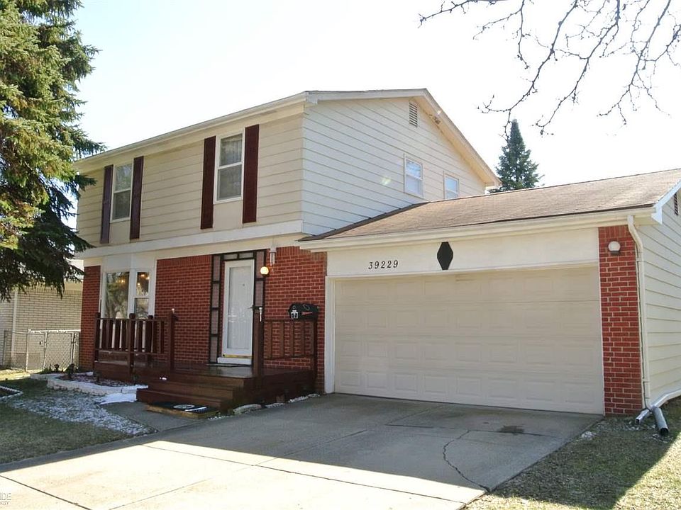 1st image of 39229 Dillingham St