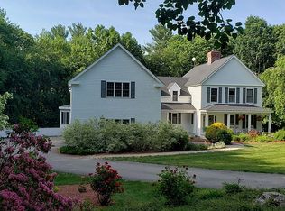 4 Old Meadow Ln, Harvard, MA 01451