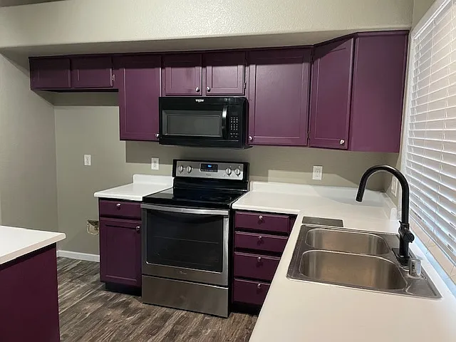6421 W Wahalla Ln — Photo 4