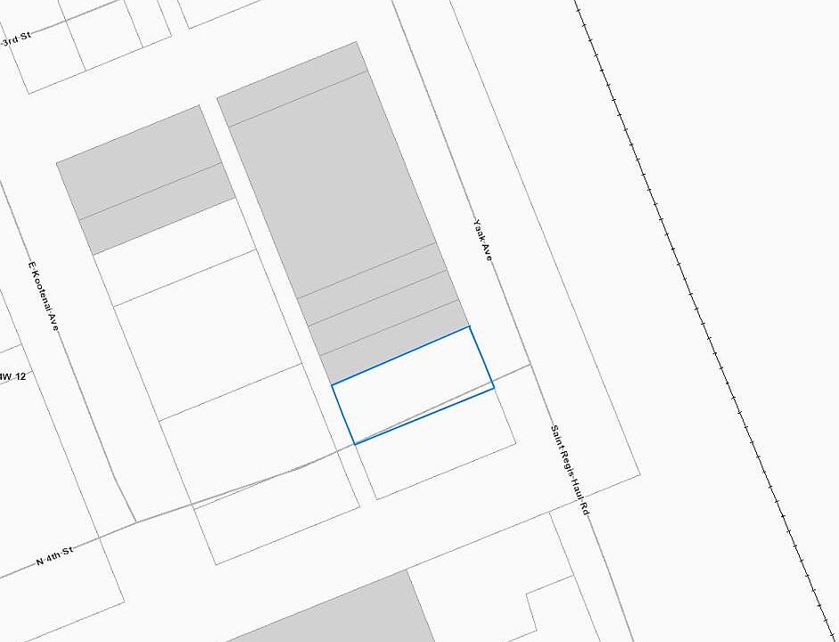2nd image of Yaak Ave