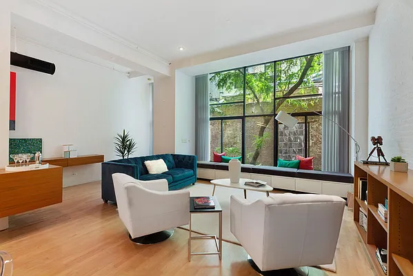 Sold by Keller Williams NYC | media 17