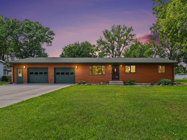 804 6th Ave SE, Pipestone, MN 56164