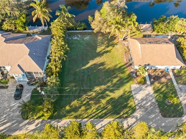 3665 Riviera Cir, Bonita Springs, FL 34134