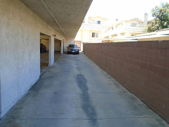 2nd image of 1704 W 146th St #2