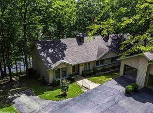 22 Esmeralda Pl, Hot Springs Village, AR 71909
