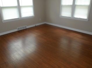 647 S Market Ave, Springfield, MO 65806