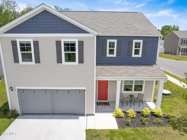 9104 St Thomas Court, Wilmington, NC 28411