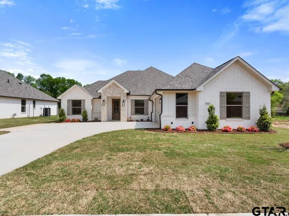 5324 Hollytree Dr, Tyler, TX 75703