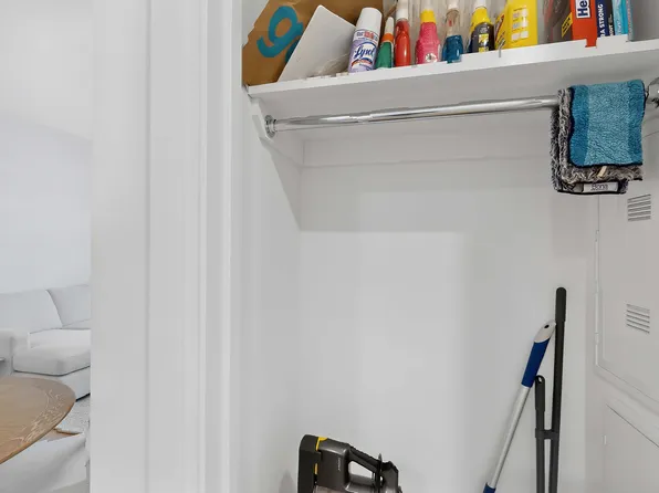 29-18 41st Avenue image 10 of 23