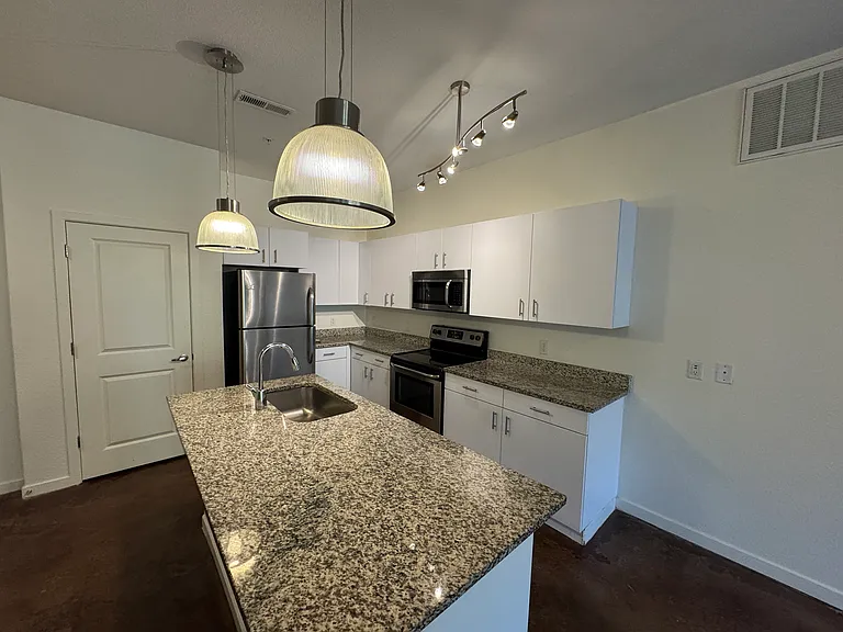 Curtis Street Lofts — Photo 38