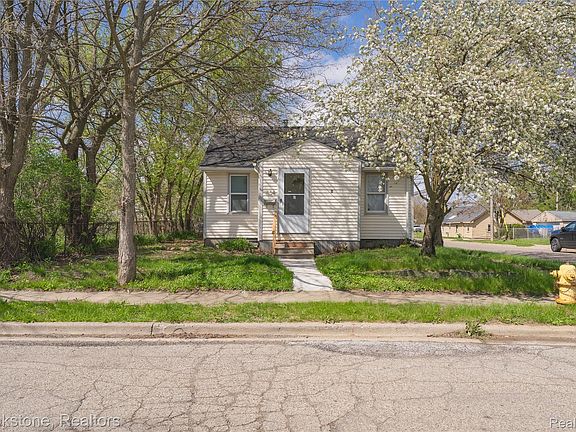 2nd image of 524 Luther Ave