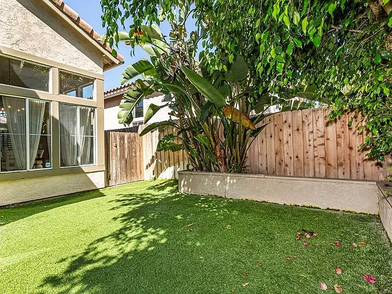 732 Mosaic Cir — Photo 18