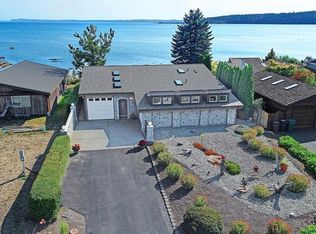 870 Livingston Bay Shore Dr, Camano Island, WA 98282