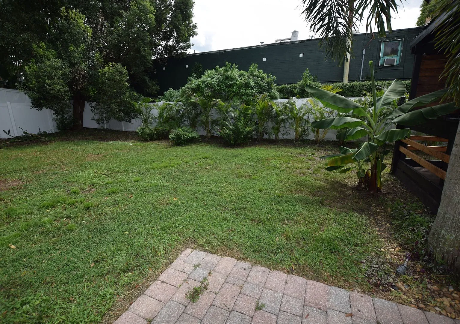 3 bedrooms/ 2.5 baths home for rent at 924 Boardman St. Orlando, FL 32804 — Photo 4