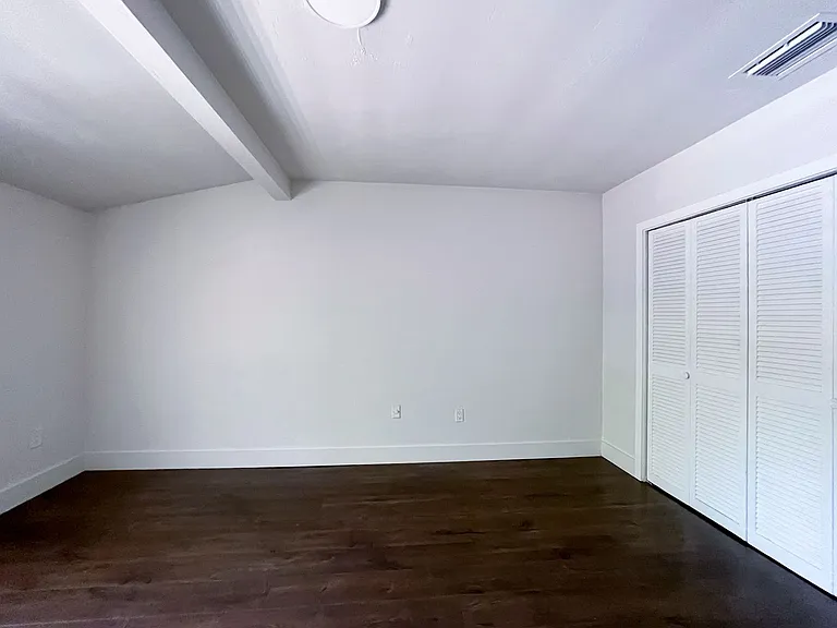 2900 Bird Ave — Photo 54