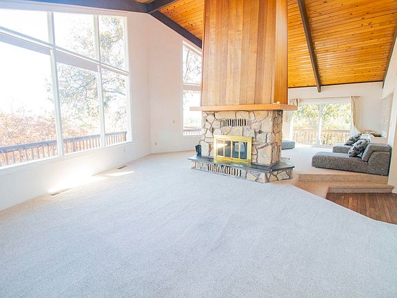 5th image of 305 Conestoga Cir