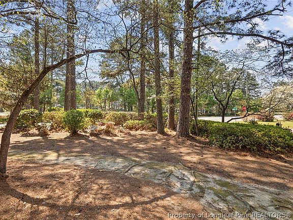 2nd image of 4196 Cliffdale Rd