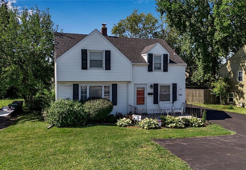 1st image of 684 Niagara Falls Blvd