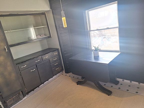 3rd image of 2725 Brownell Blvd