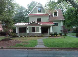 6628 Gordon Ave, Falls Church, VA 22046