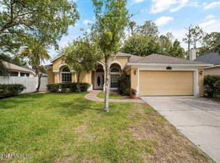 10527 Roundwood Glen Ct, Jacksonville, FL 32256