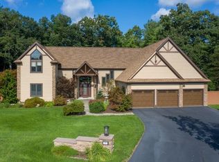 21 Leland Dr, Ludlow, MA 01056