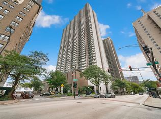 6033 N Sheridan Rd APT 19K, Chicago, IL 60660