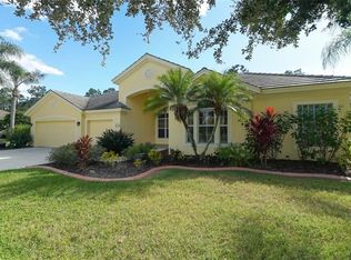 10151 Cherry Hills Avenue Cir, Bradenton, FL 34202