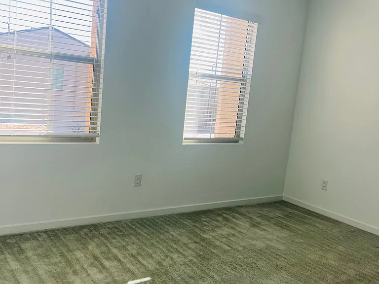 3010 N Majestic Ct — Photo 1