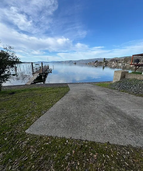 3356 Cypress Ave — Photo 12