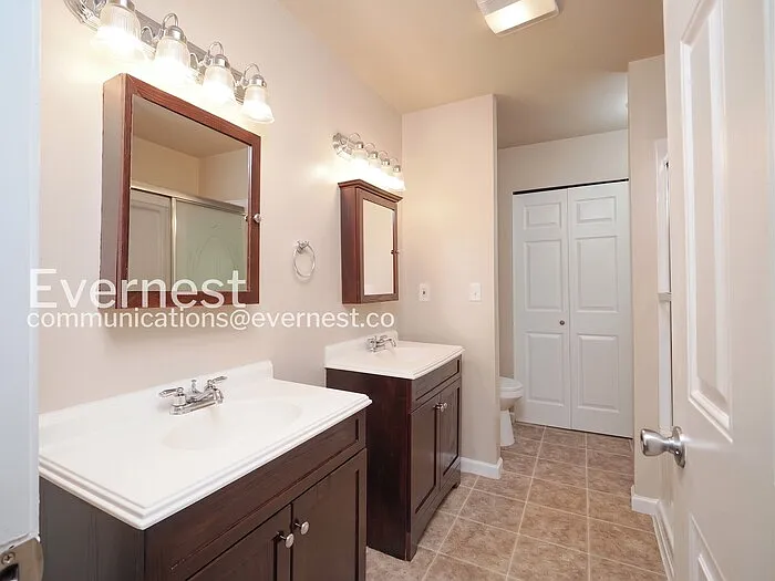 8823 Holly Dr #E206 — Photo 9