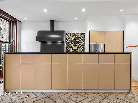 5th image of 24 8th Ave APT 1B