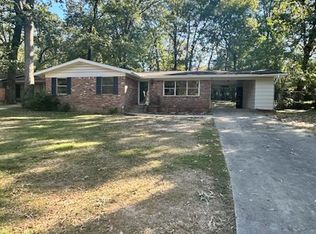 201 Hiawatha Dr, Little Rock, AR 72205